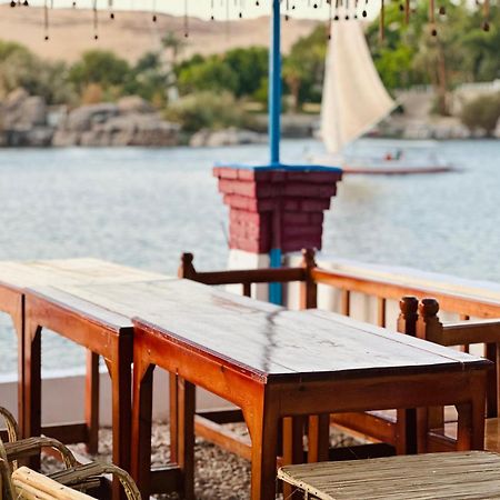 Nile Bride Hotel Асуан Екстериор снимка