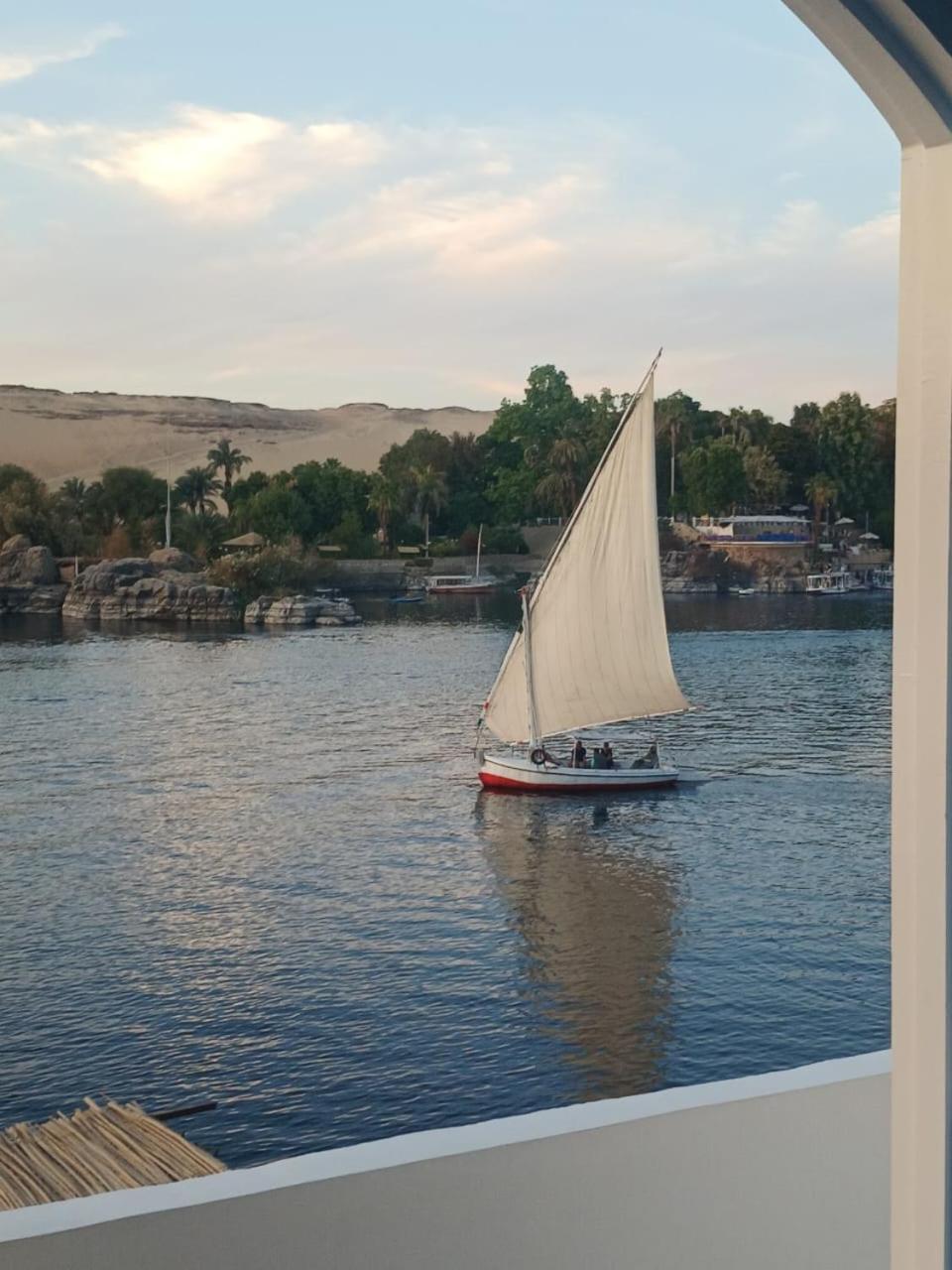Nile Bride Hotel Асуан Стая снимка